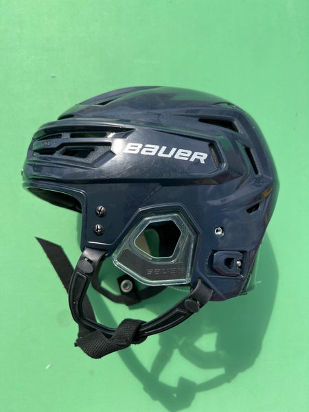 Small Bauer Re-Akt 150 Helmet (Used)
