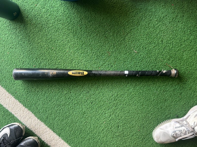 Baum Bat (with Grip) 33/30 -3