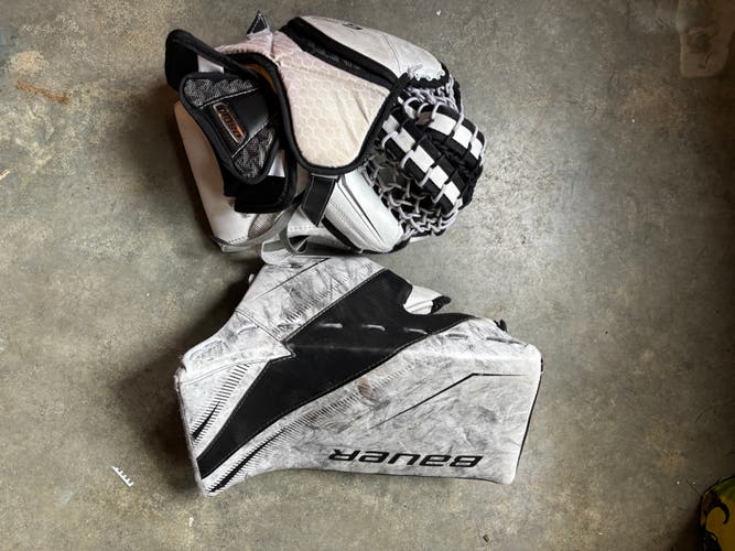 Bauer S29 Regular Glove and blocker - Junior