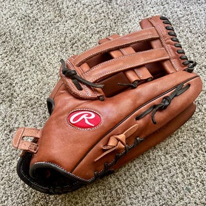 Rawlings RH Outfield R9 Softball Glove (Used)