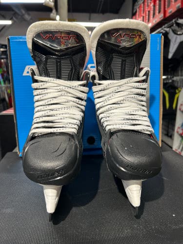 Bauer Vapor X5 Pro Hockey Skates Regular Width 8 (New)
