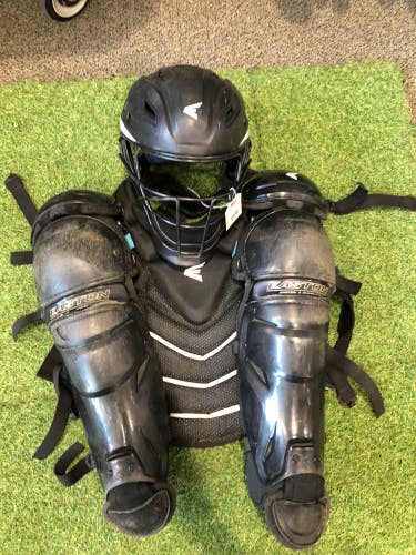 Intermediate Easton Jen Schro The Very Best Catcher's Combo (Used)