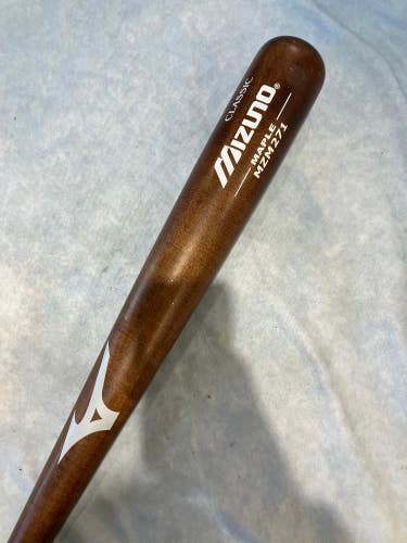 Mizuno MZM271 Maple Bat Maple 30 oz 33" (Used)