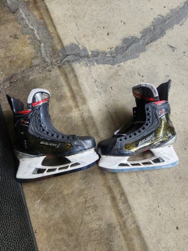 2020 Bauer Vapor 2X Pro Hockey Skates Regular Width 7 (Used)