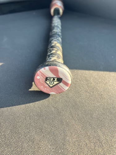 DeMarini Whisper Composite Bat (-10) 21 oz 31" (Used)