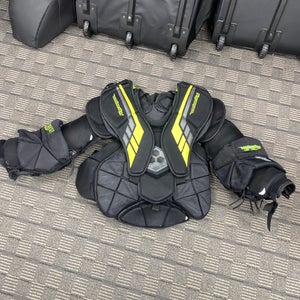 Medium Vaughn Velocity V8 Goalie Chest Protector  (Used)