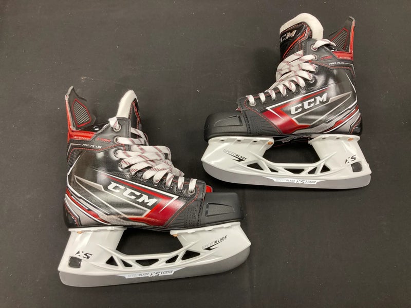 NEW Senior CCM JetSpeed XTra Pro Plus Hockey Skates Size 6