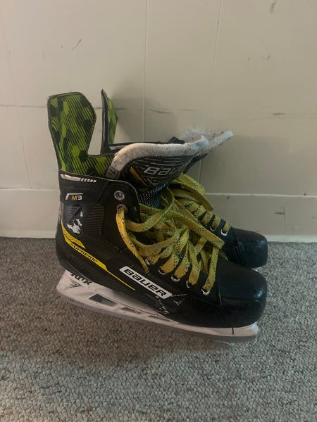 Bauer Supreme M3 Hockey Skates Regular Width 7.5 (Used)
