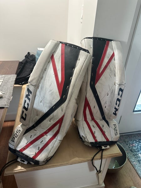 26" CCM Premier P2.5 Goalie Leg Pads (Used)