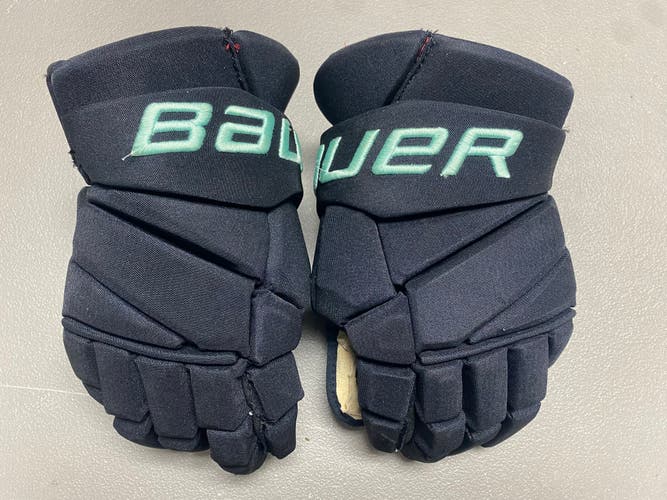 Seattle Kraken Pro Stock Team Issue Bauer X 14" Gloves 75083