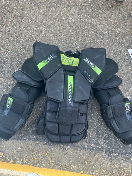 Intermediate Large/Extra Large Warrior RITUAL X4 E+ Goalie Chest Protector (Used)