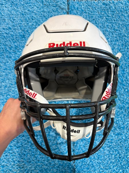 Youth Medium Riddell SpeedFlex Helmet (Used)