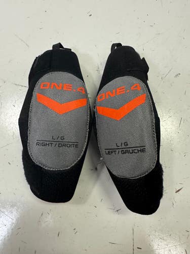 Used Bauer ONE.4 Youth Elbow Pads LG 11860-S000295836