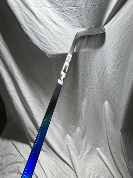 Like New Senior CCM Right Handed P29  Jetspeed FT8 Pro Hockey Stick 70 Flex
