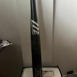 Marucci Bat (-4) 30 oz 34" (Used)
