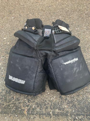 Intermediate Large Vaughn Hockey Goalie Pants (Used)
