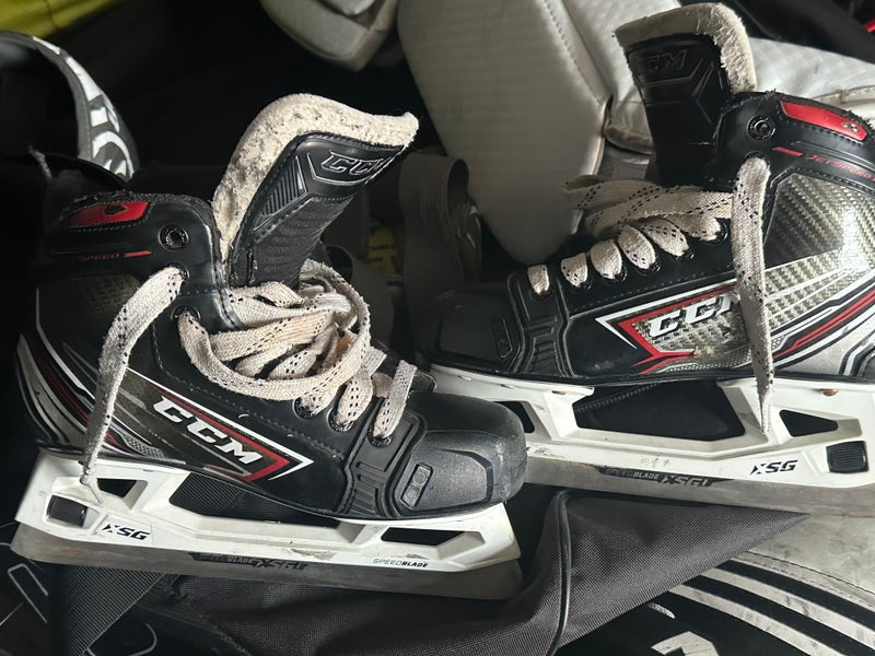 CCM JetSpeed Hockey Goalie Skates Regular Width Size 4.5 (Used)