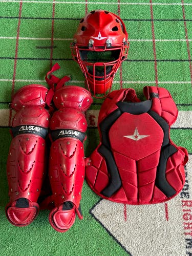 All Star Top Star Catcher's Set (Used)