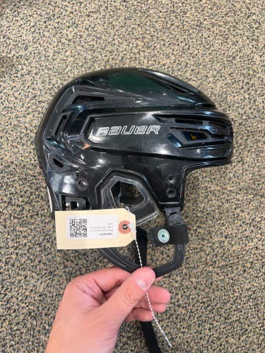 Black Small Bauer Re-Akt 150 Helmet (Used)
