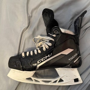 CCM Tacks Vector Premier Skates