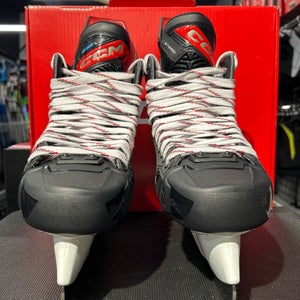 CCM JetSpeed FT6 Pro Hockey Skates Regular Width 9.5 (New)