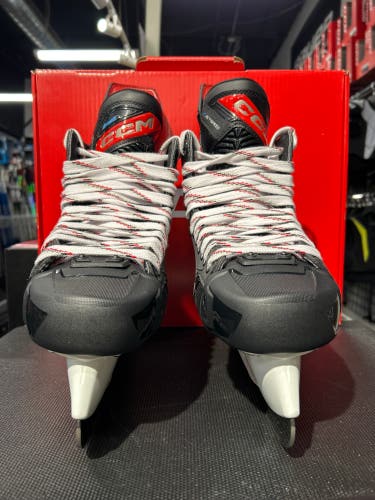 CCM JetSpeed FT6 Pro Hockey Skates Regular Width 9.5 (New)