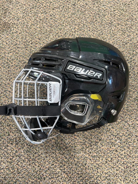 Black Youth Bauer Re-Akt 100 Helmet (New)
