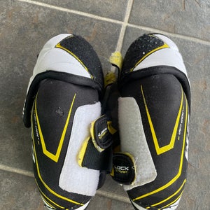 Junior Extra Large CCM Tacks 5092 Elbow Pads (Used)