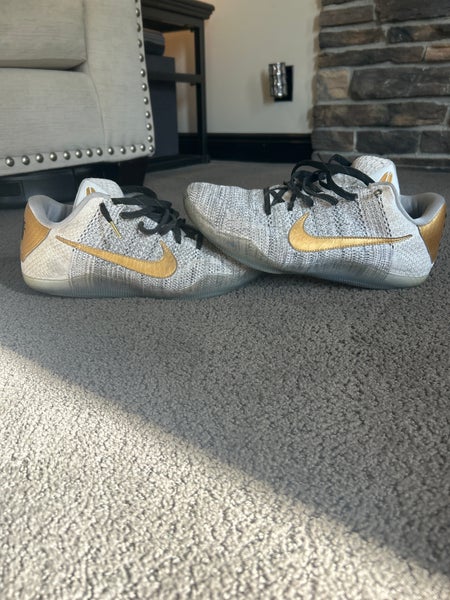 Men's Size M 12.0 (W 13.0) Nike Kobe 11 Shoes (Used)