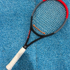 *Like New* Wilson Clash 100 Pro Tennis Racquet (Used)