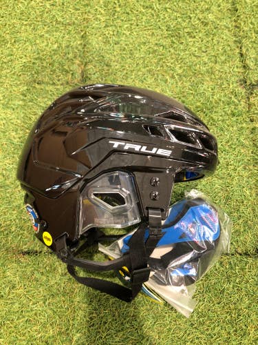 Black Small True Dynamic 9 Pro Helmet (New)