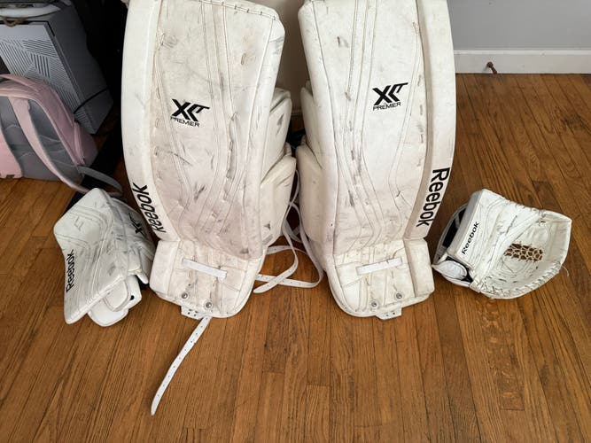 33"  Reebok Premier XLT Pro Regular Goalie Full Set  (Used)