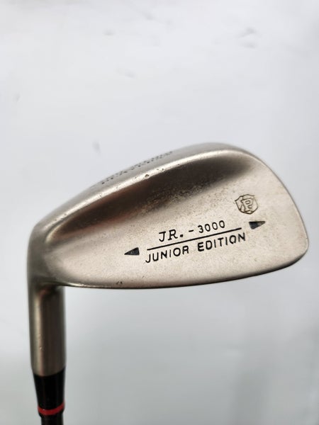 JUNIOR LEFTY PLAYERS JR-3000 SAND WEDGE 26" (KIDS 44" TALL) GOOD