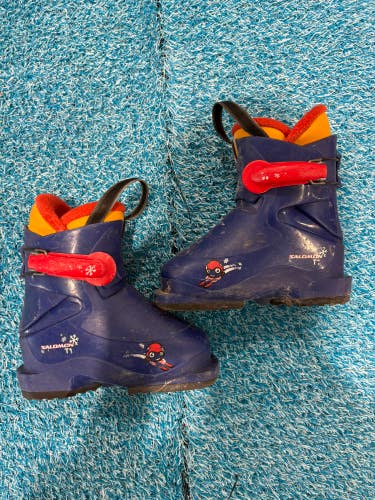 Kid's Salomon T1 Ski Boots | Mondo 15-16 (Used)