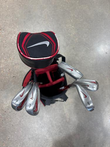 Junior Nike VR-S Clubs (Full Set) Right Handed 5 Pieces (Used)