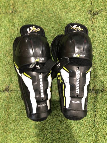Youth Warrior Alpha LX Pro Shin Pads 9" (Used)