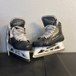Bauer Elite Hockey Goalie Skates Regular Width 6 (Used)
