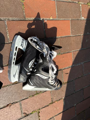 CCM Size 2 skates