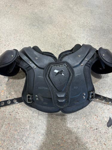 Medium Youth Xenith Fly Shoulder Pads (Used)