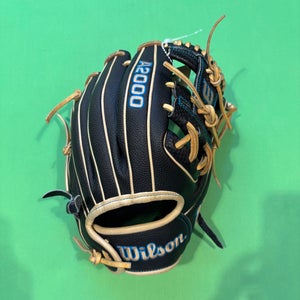 Black Wilson A2000 DP15SC SuperSkin RH Infield Baseball Glove 11.5"