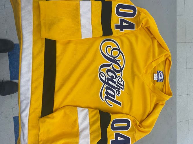 The Royal mens large game jersey