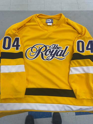 The Royal mens large game jersey