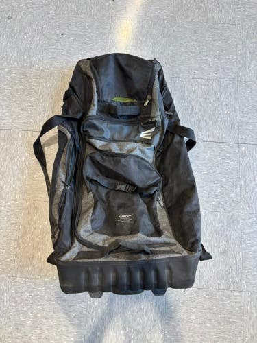 Black Easton Roller Catcher's Bag