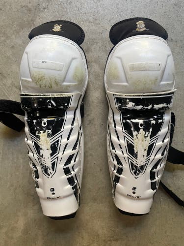 Youth CCM LTP 9" Shin Pads (Used)