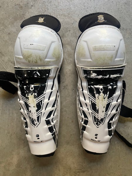 Youth CCM LTP 9" Shin Pads (Used)