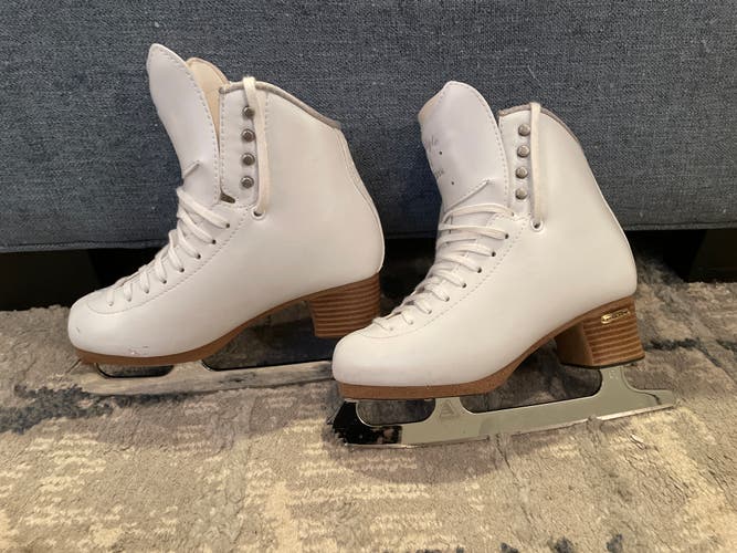 Jackson Ultima Figure Skates C (Used)