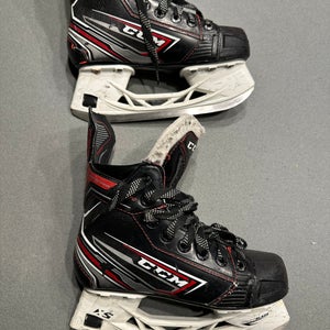 CCM JetSpeed FT470 Hockey Skates Regular Width  Size 1.5 (Used)