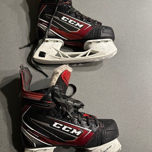 CCM JetSpeed FT480 Hockey Skates Regular Width  Size 2 (Used)