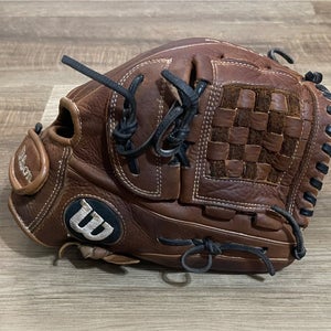Wilson Fastpitch Softball Glove