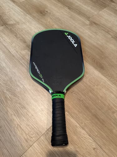 Joola Hyperion 3s pickleball paddle